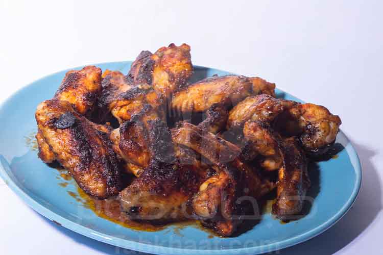 أجنحة الدجاج المشوية